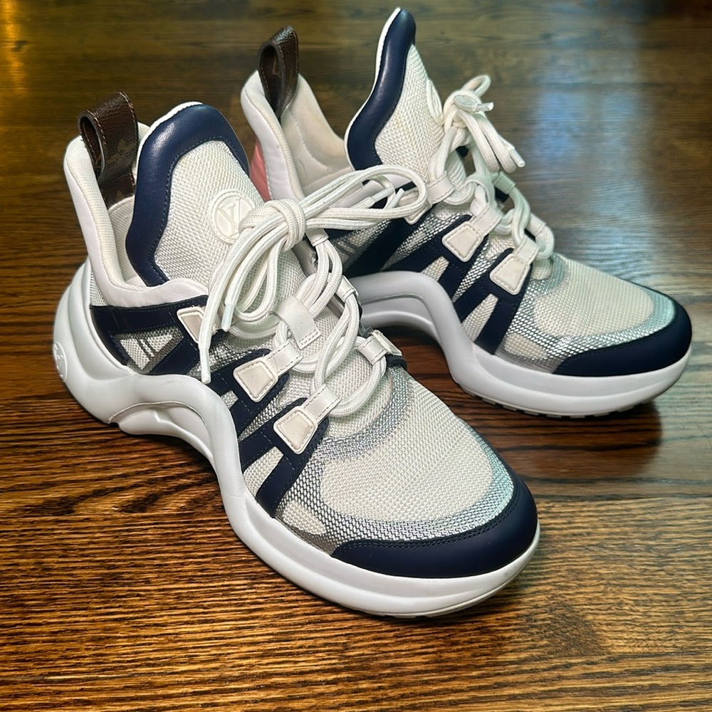 Louis Vuitton Archlight Sneaker size 7.5 (38)